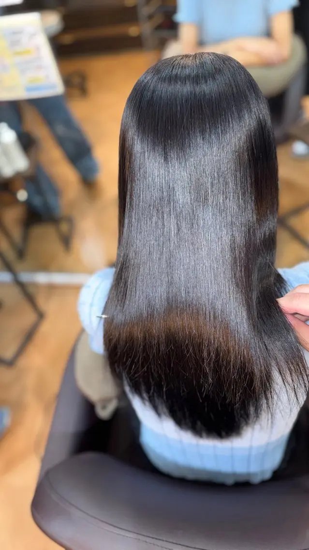 セミロング ヘアカラー トリートメント 髪質改善 晟之介のヘアスタイル
