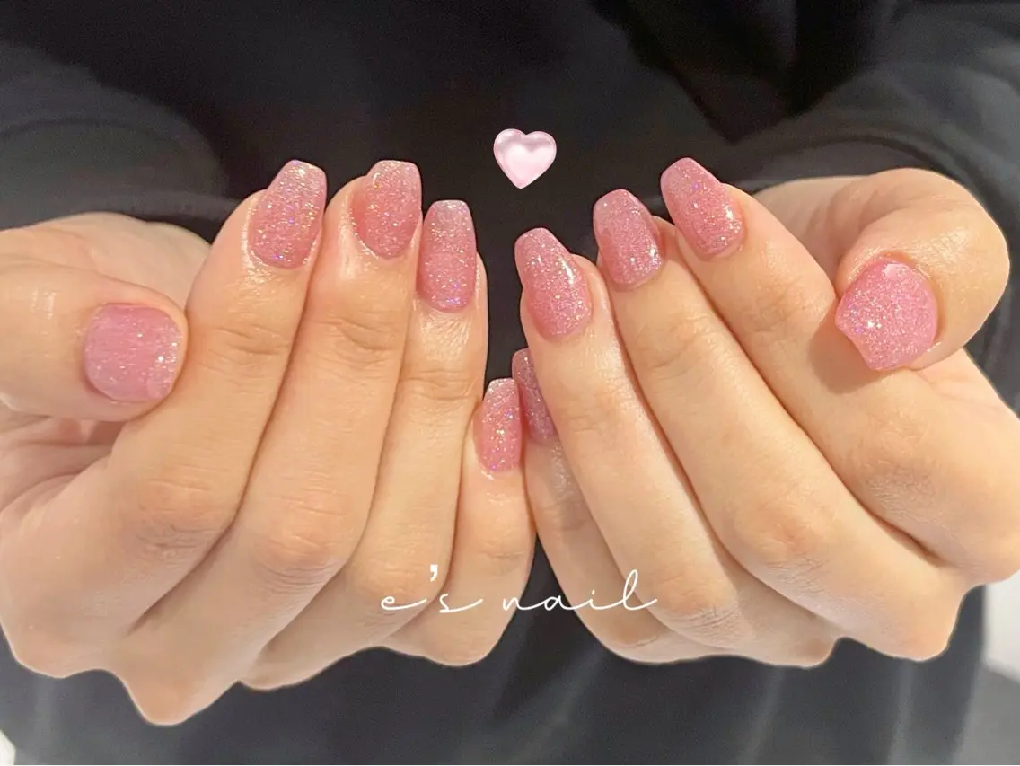 ネイル e’s nail Lumièreのネイルデザイン
