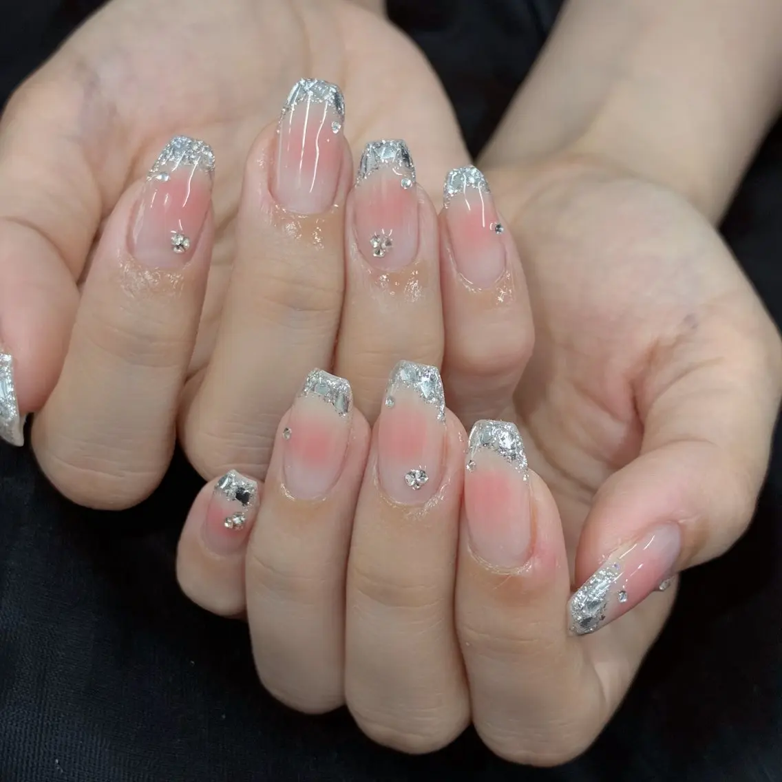 ネイル ハンドネイル ハンドケア DuLi Blinkのネイルデザイン