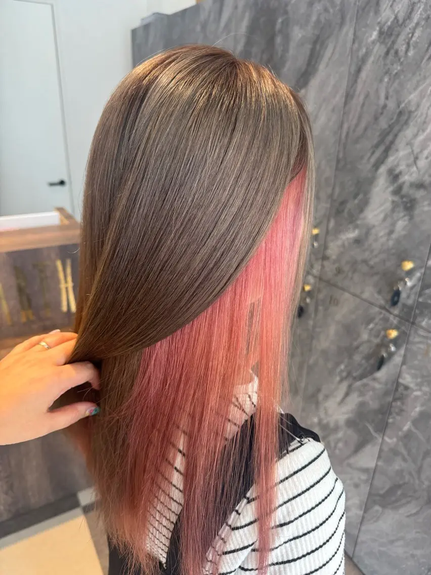 カラー インナーカラー ヘアカラー トリートメント 服部 路代のヘアスタイル