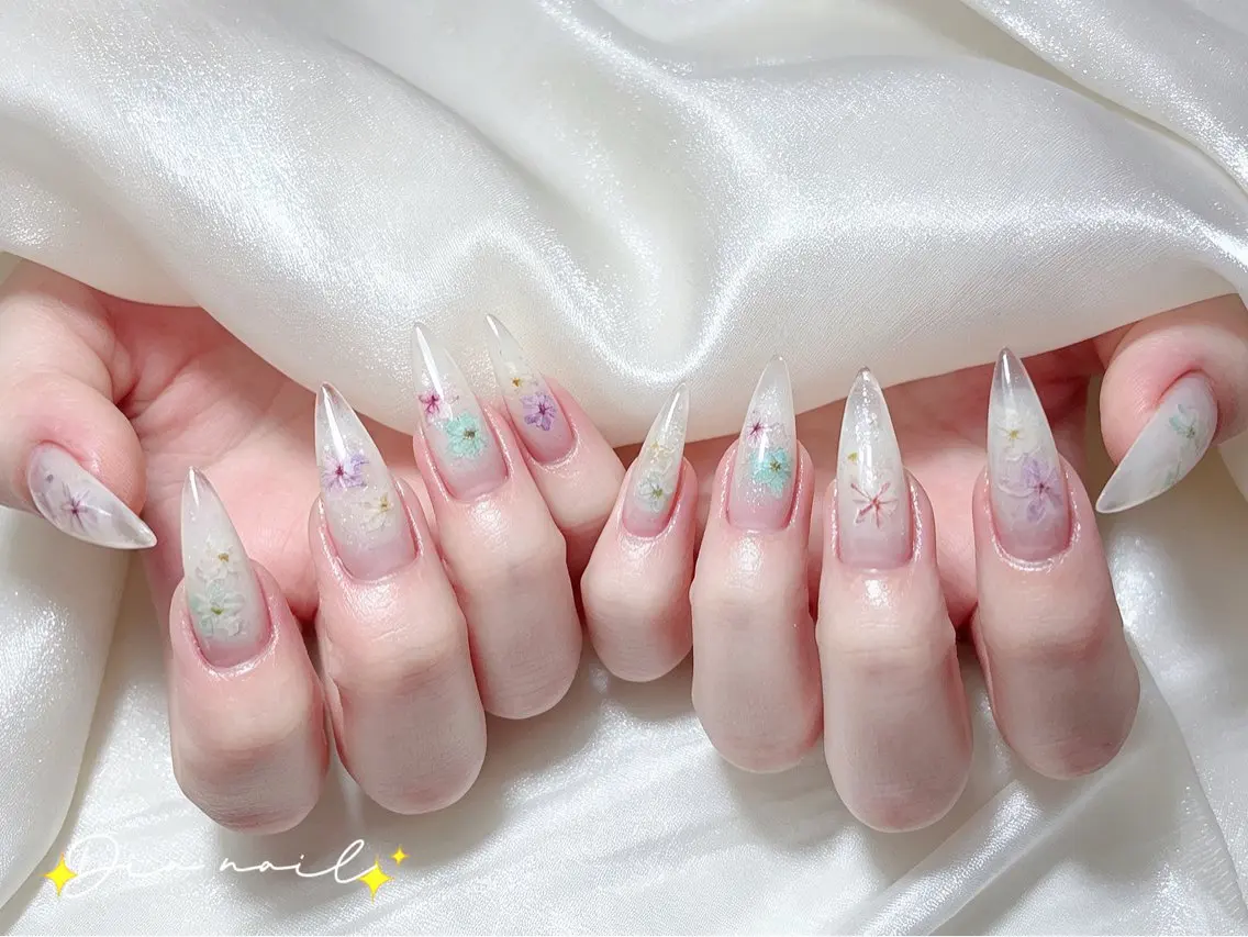ネイル フットネイル 韓国ネイル レース マグネットネイル ニュアンスネイル ハンドネイル Dia nail サロンのネイルデザイン