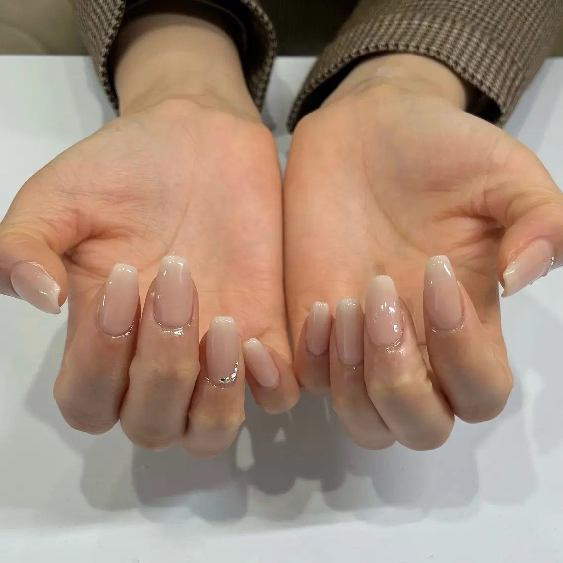 HAND：カラーグラデーション(オフあり)の写真
