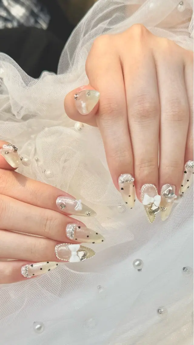 セミロング ハンドネイル Keli nail Rintaのネイルデザイン
