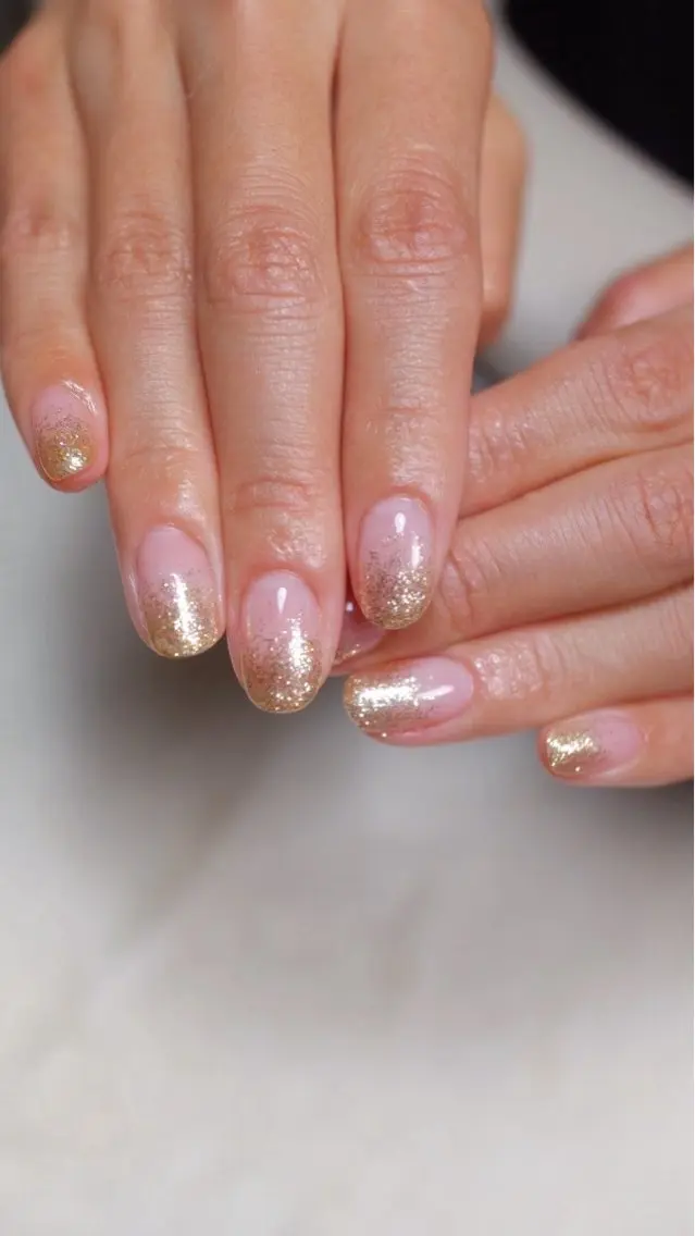 ネイル グラデーション ラメ(グリッター) ラメグラデーション hamasaki sakiのネイルデザイン