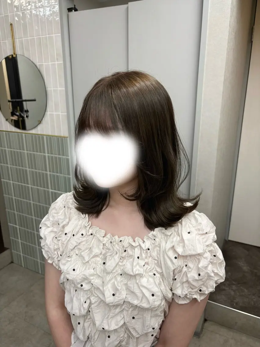 セミロング カラー ヘアアレンジ ベージュカラー ブリーチ 透明感カラー ダブルカラー ミント ヘアカラー 🫧透明感カラー/ Wカラー🫧namiのヘアスタイル