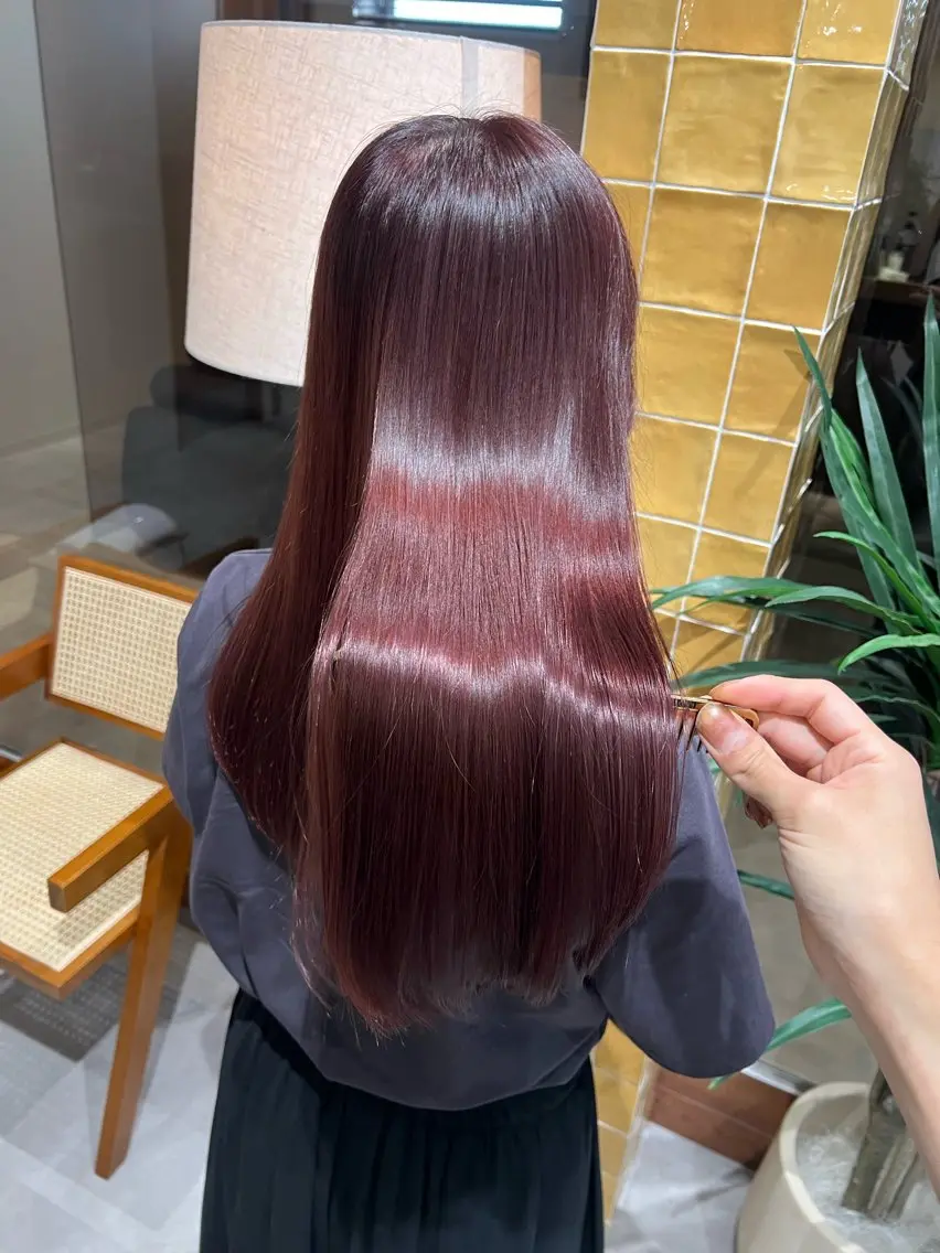 ロング ヘアカラー トリートメント 艶髪/透明感 レイヤー YUKIのヘアスタイル