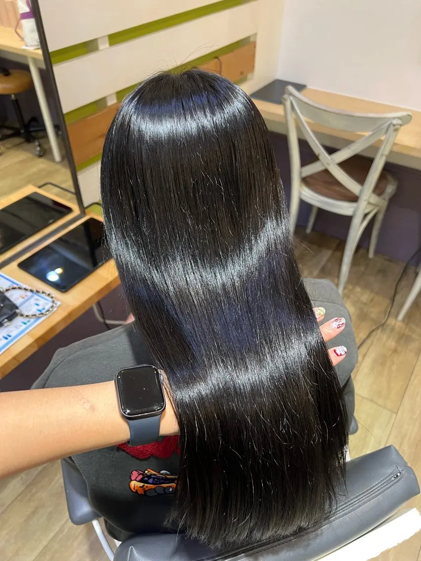 セミロング カラー ヘアカラー ミディアムレイヤー/ 艶カラー🎀　emiのヘアスタイル