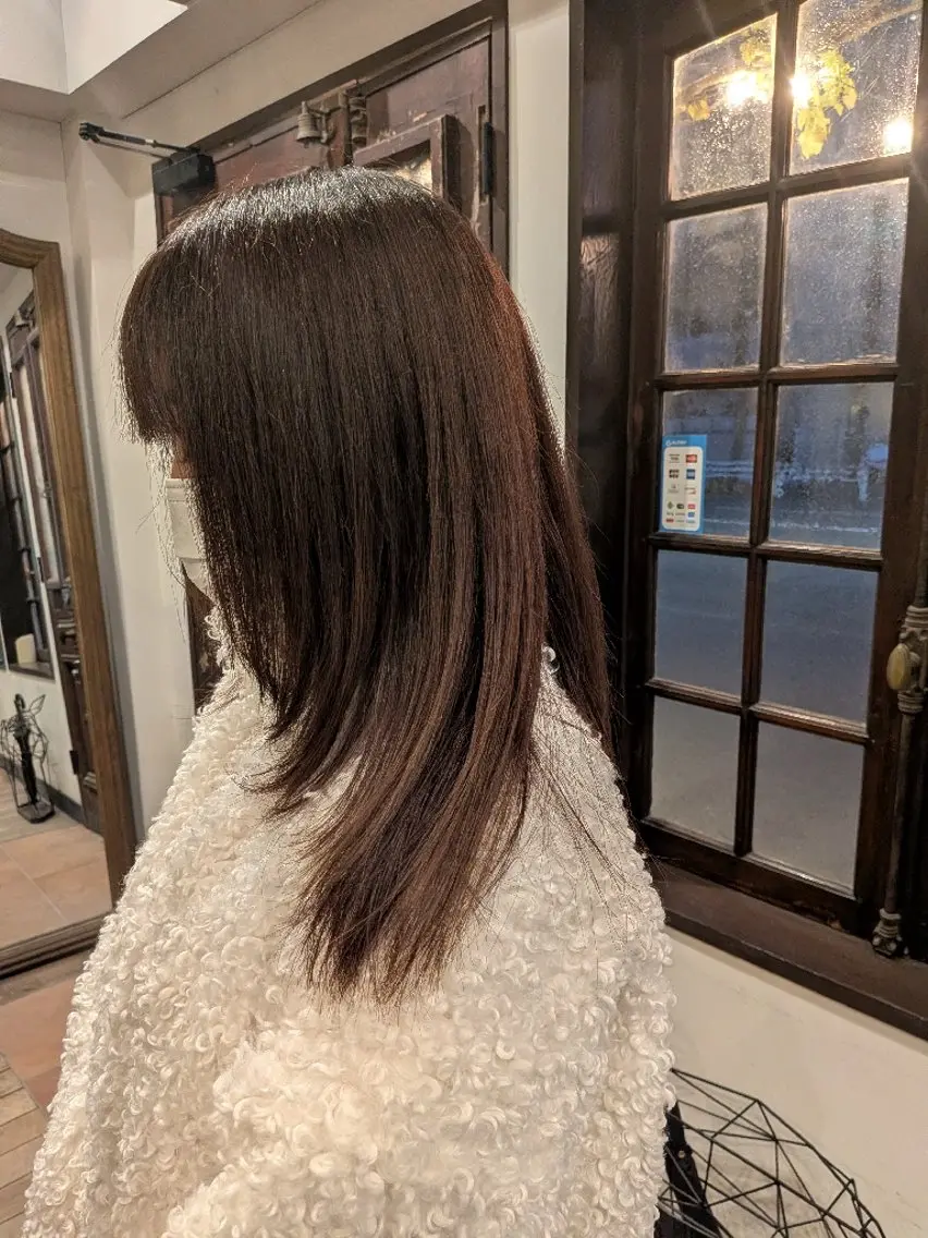 ミディアム レイヤーカット diar RIKIのヘアスタイル