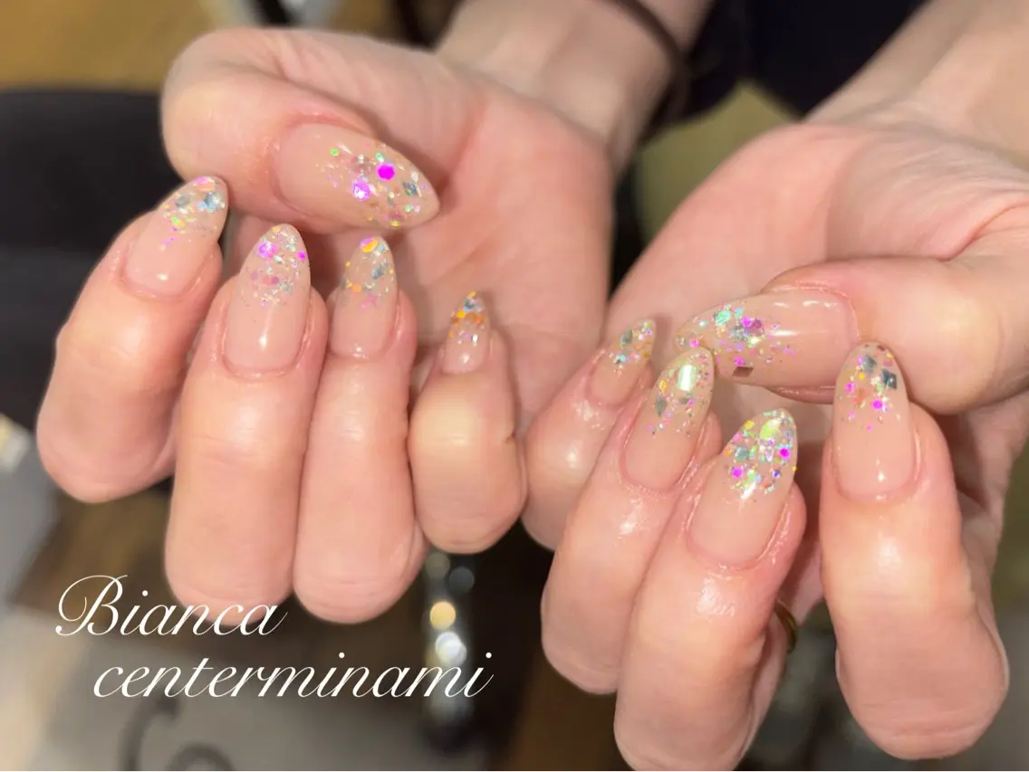 ネイル Bianca KIKUTIHARAのネイルデザイン