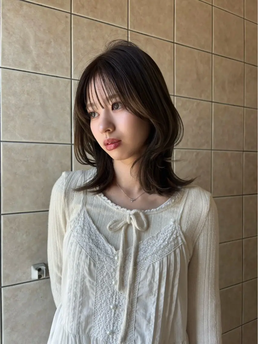 ミディアム ヘアカラー 澤石 陸舞のヘアスタイル