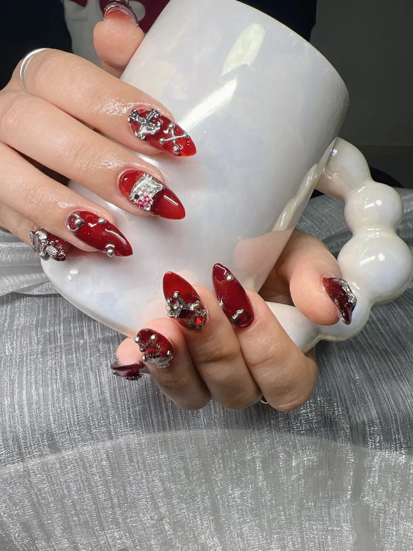 ネイル 長さ出し グラデーション 卒業式 キラキラネイル マグネットネイル Lee Nails チップ長さだし専門店のネイルデザイン