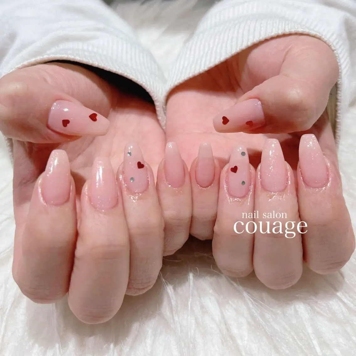 ネイル ハート ホログラムネイル ハンドネイル ネイルサロン courageのネイルデザイン