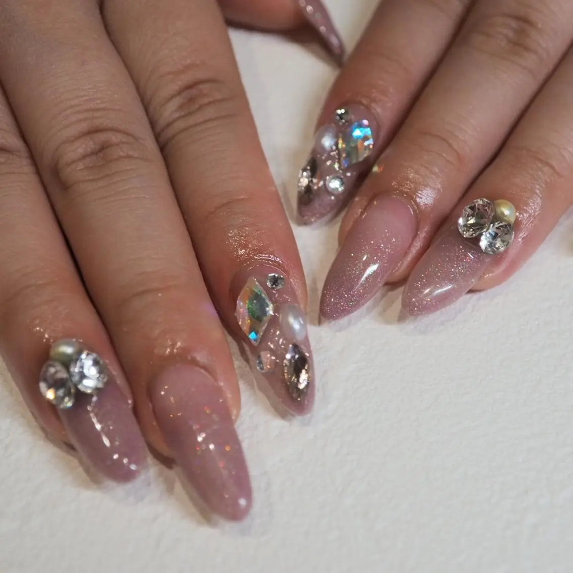 【ハンド】アート有りジェルネイル💅ベースパラジェル使用の写真