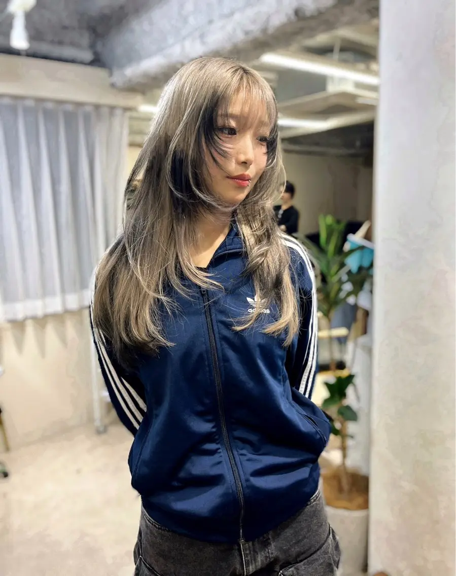 カラー 河原 楓樹のヘアスタイル
