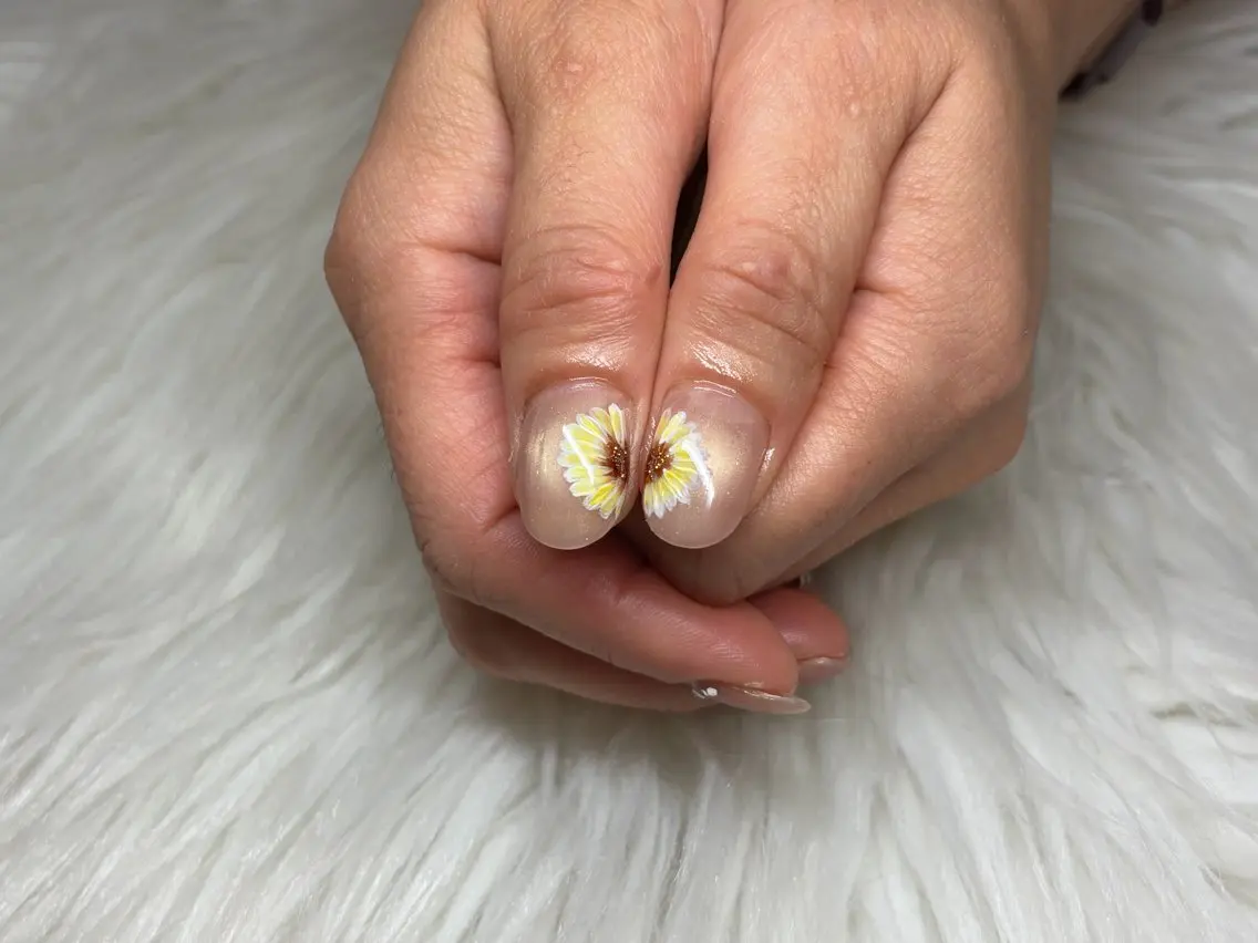 ハンドネイル nail cute 関谷のネイルデザイン