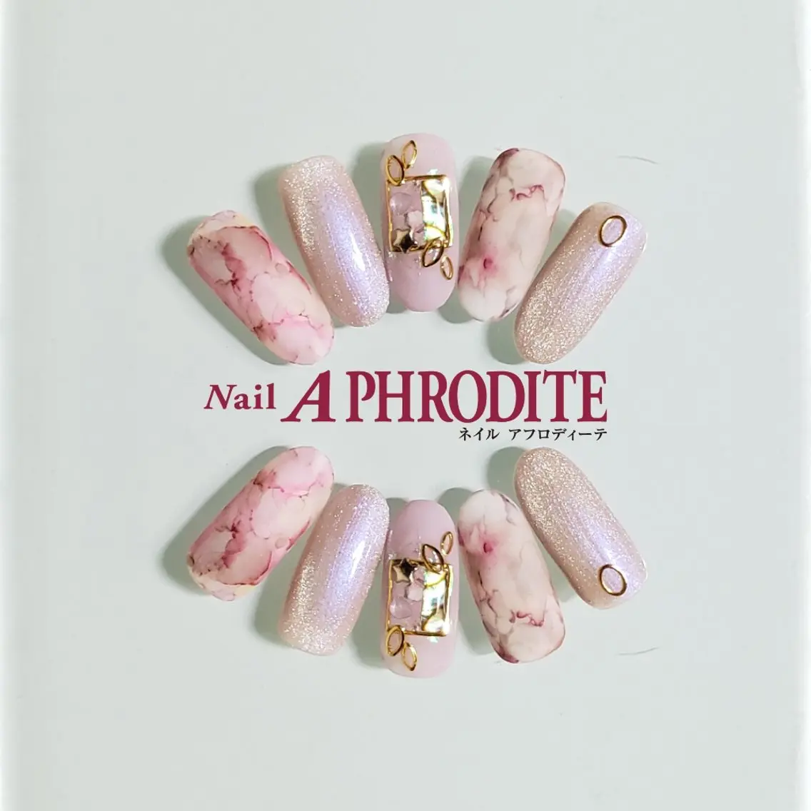 ネイル ジェルネイル ニュアンスネイル スカルプネイル ソフトジェル ネイルチップ ハンドネイル Nail Aphroditeのネイルデザイン