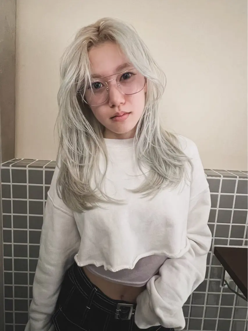 ロング ヘアカラー 滝澤 良紀のヘアスタイル