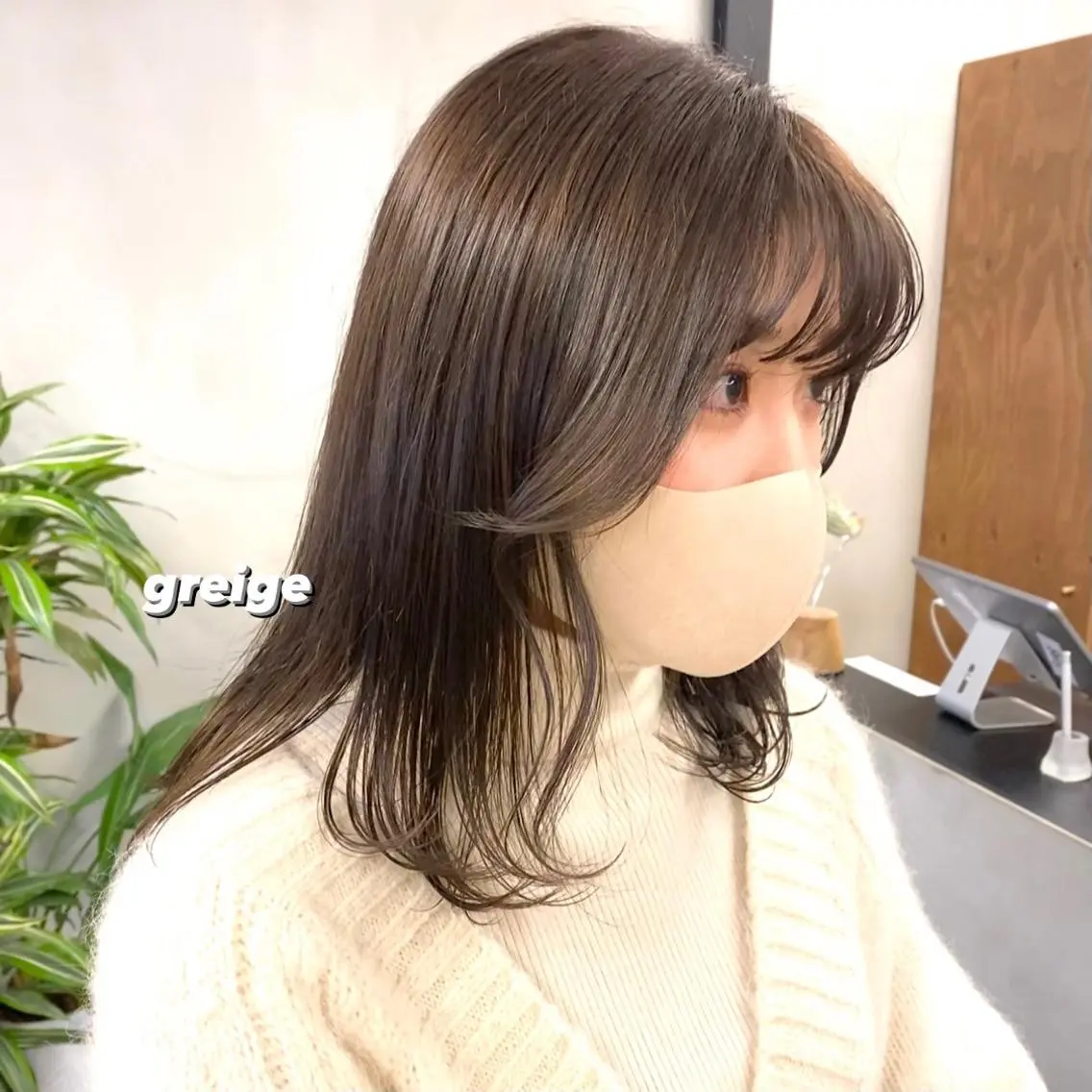 ミディアム 前川 朋香のヘアスタイル