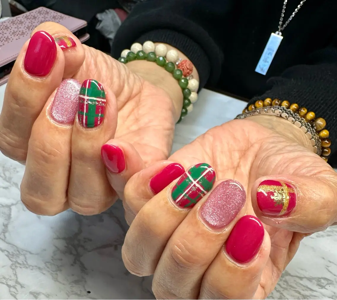 ネイル アートネイル オーロラネイル ラメ(グリッター) ミラーネイル ニュアンスネイル Mai’s nailのネイルデザイン