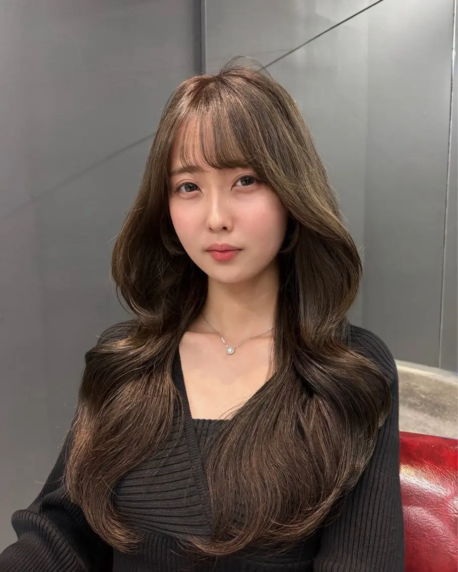 ロング カラー 韓国風ヘア レイヤーカット カット ヘアカラー トリートメント 細井 友貴のヘアスタイル