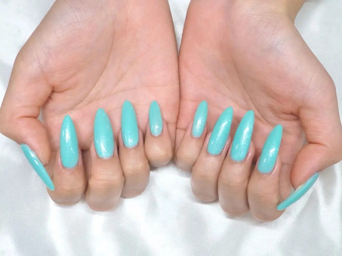 オフあり/長さだし/ワンカラーネイル💅🏻🪽✨️【土日祝➕550円】の写真