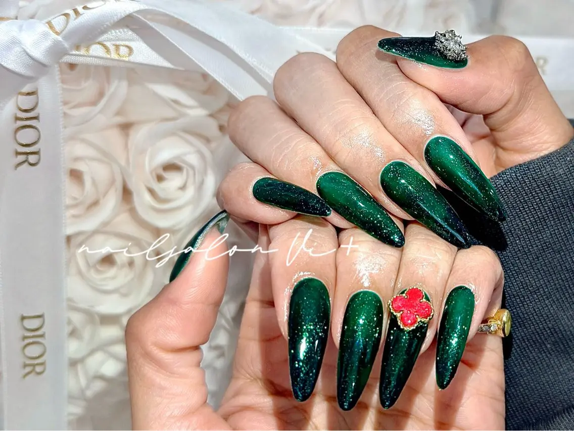 ネイル ハンドネイル ✨Nailsalon Vi+✨のネイルデザイン