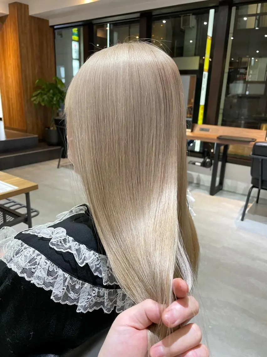 ブリーチ+カラー(ダブルカラー)+前処理ケア付き✨の写真