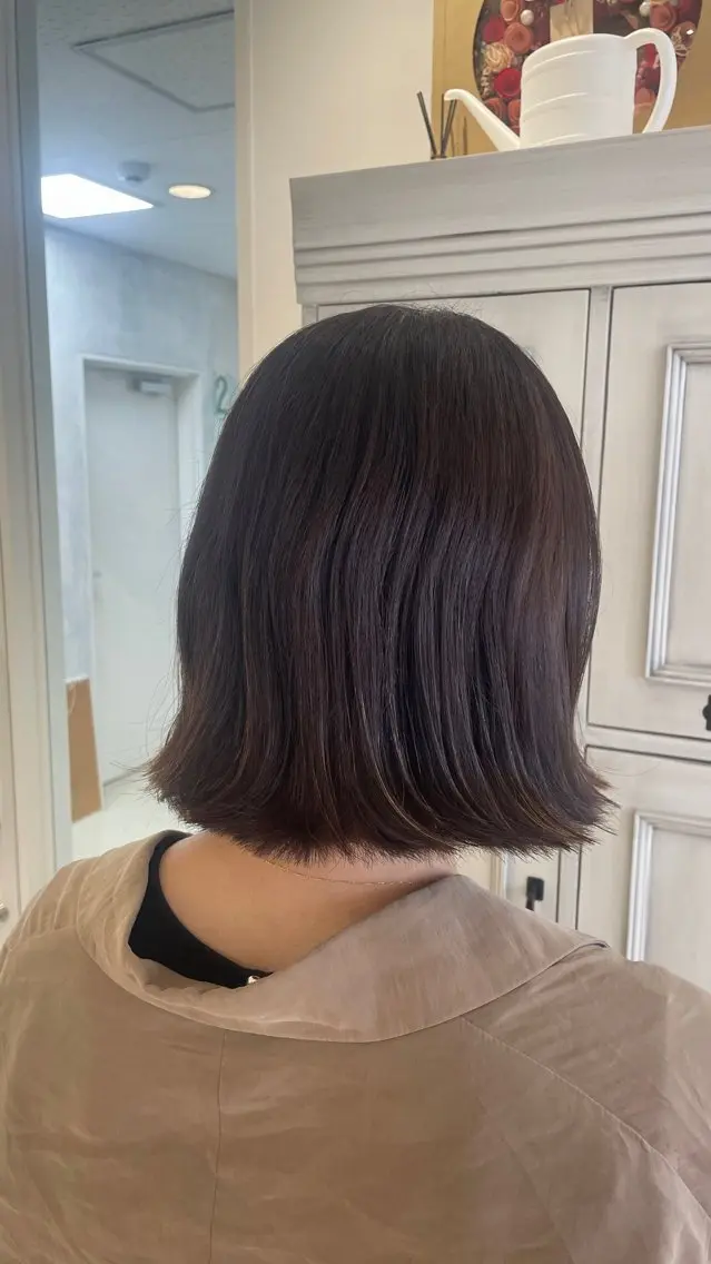 ショート ボブ 外ハネヘア 上原 彩乃のヘアスタイル
