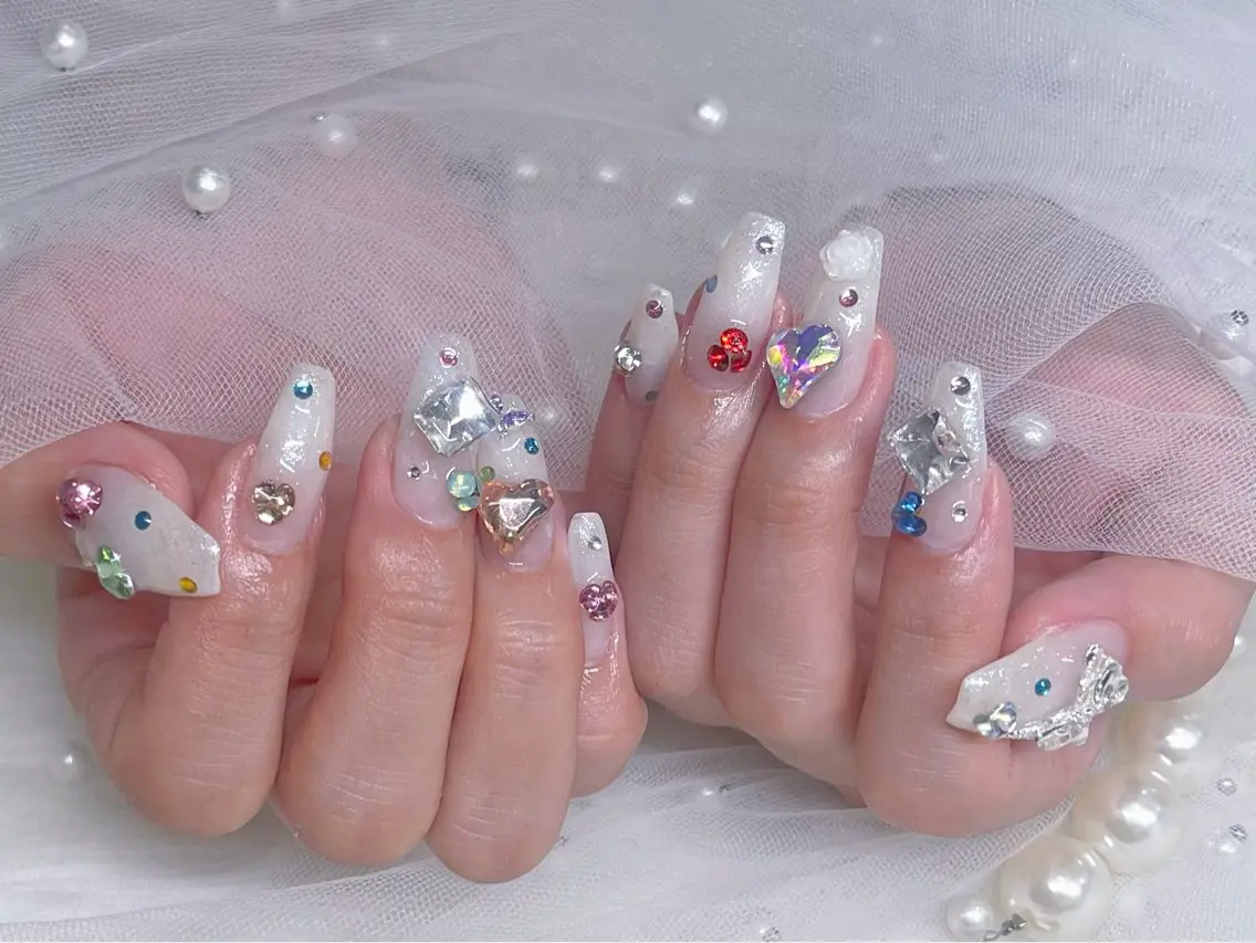 ミディアム Chiin Nailのネイルデザイン
