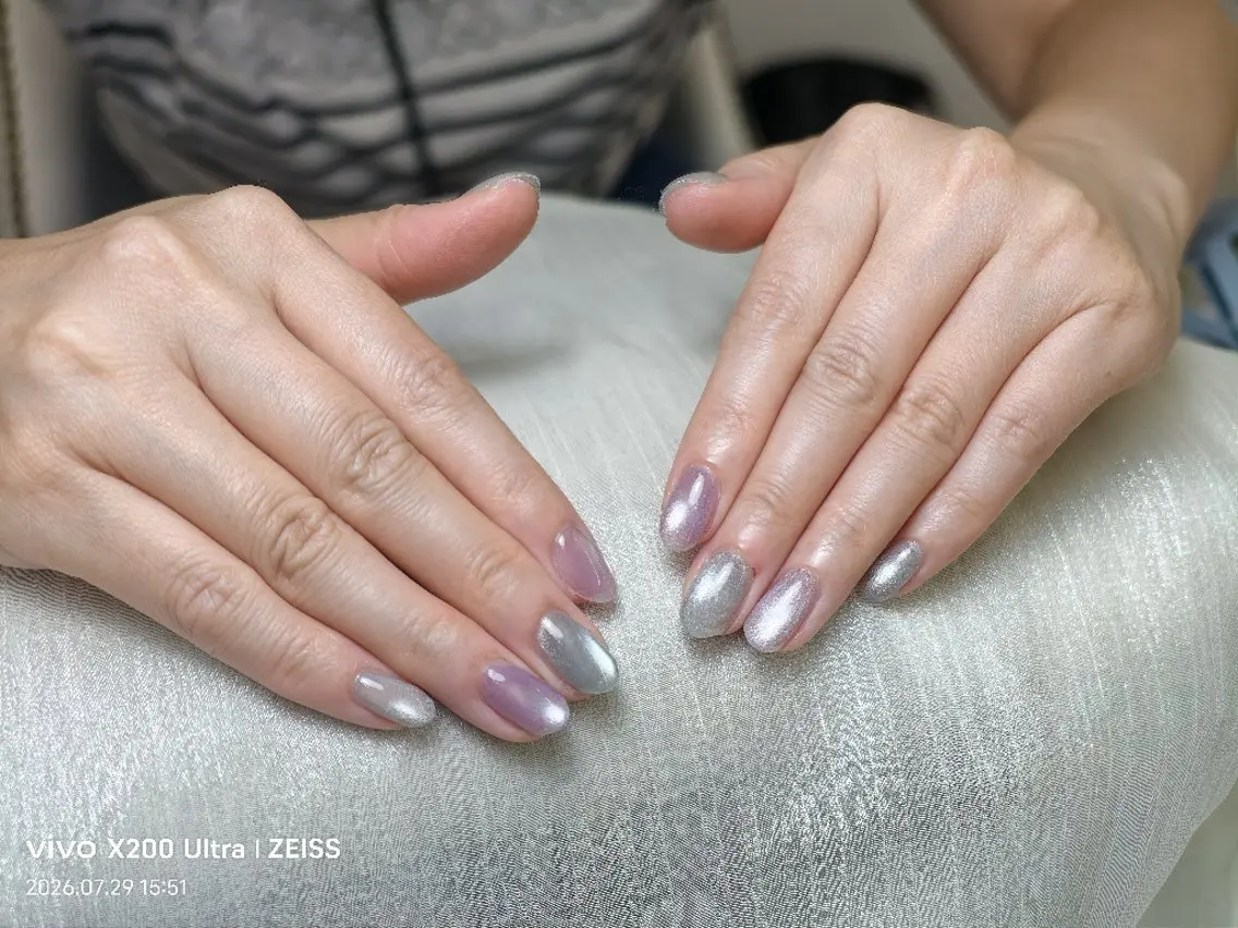 ネイル more glam 大宮店カナのネイルデザイン