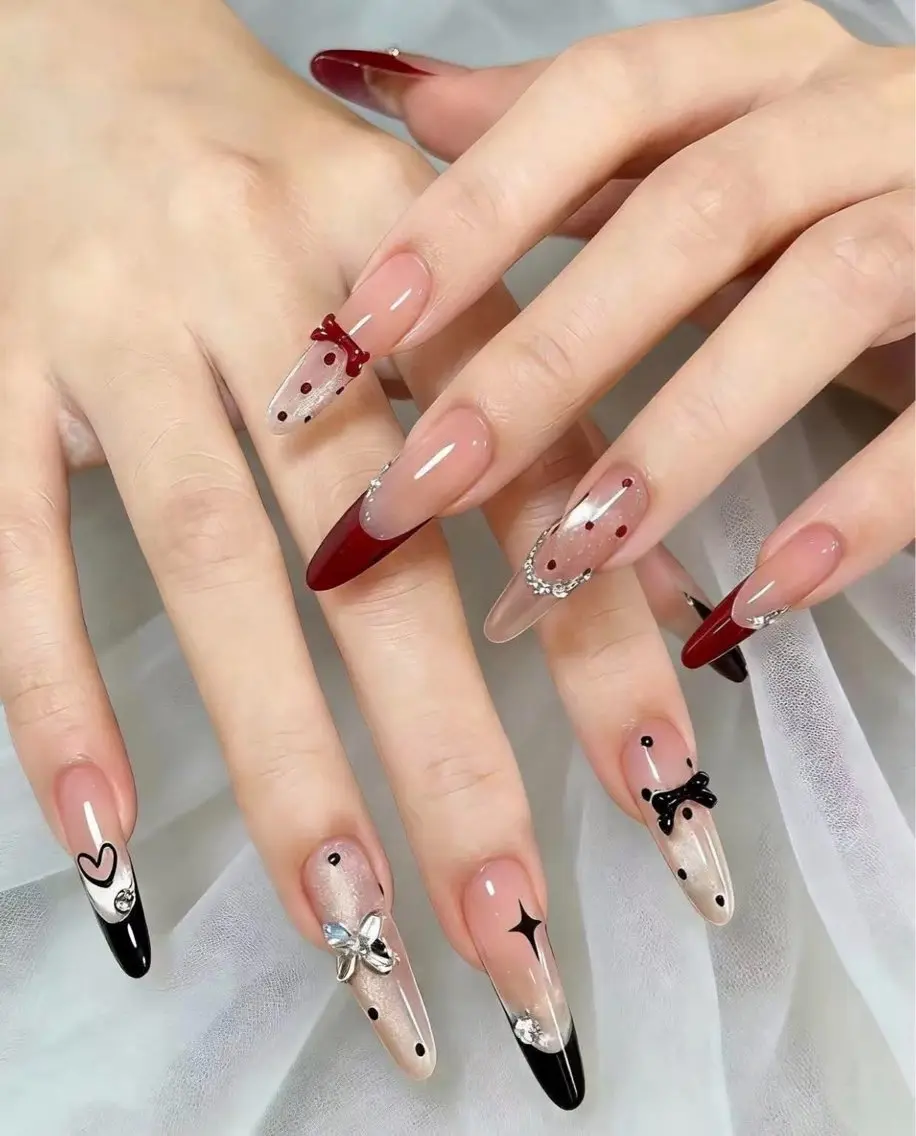 ネイル フラワーネイル フレンチネイル ガーリー キラキラネイル 韓国ネイル ハンドネイル ハンドケア Ami Meliaのネイルデザイン