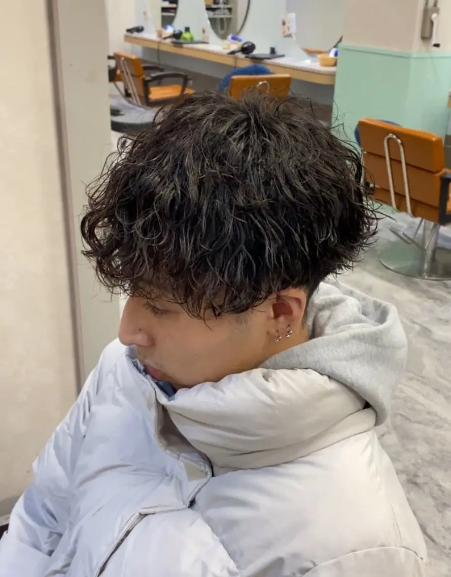 パーマ メンズ メンズパーマ 波巻きパーマ 髪質改善 カット パーマ ニュアンスパーマ/ メンズパーマ/いつきのヘアスタイル