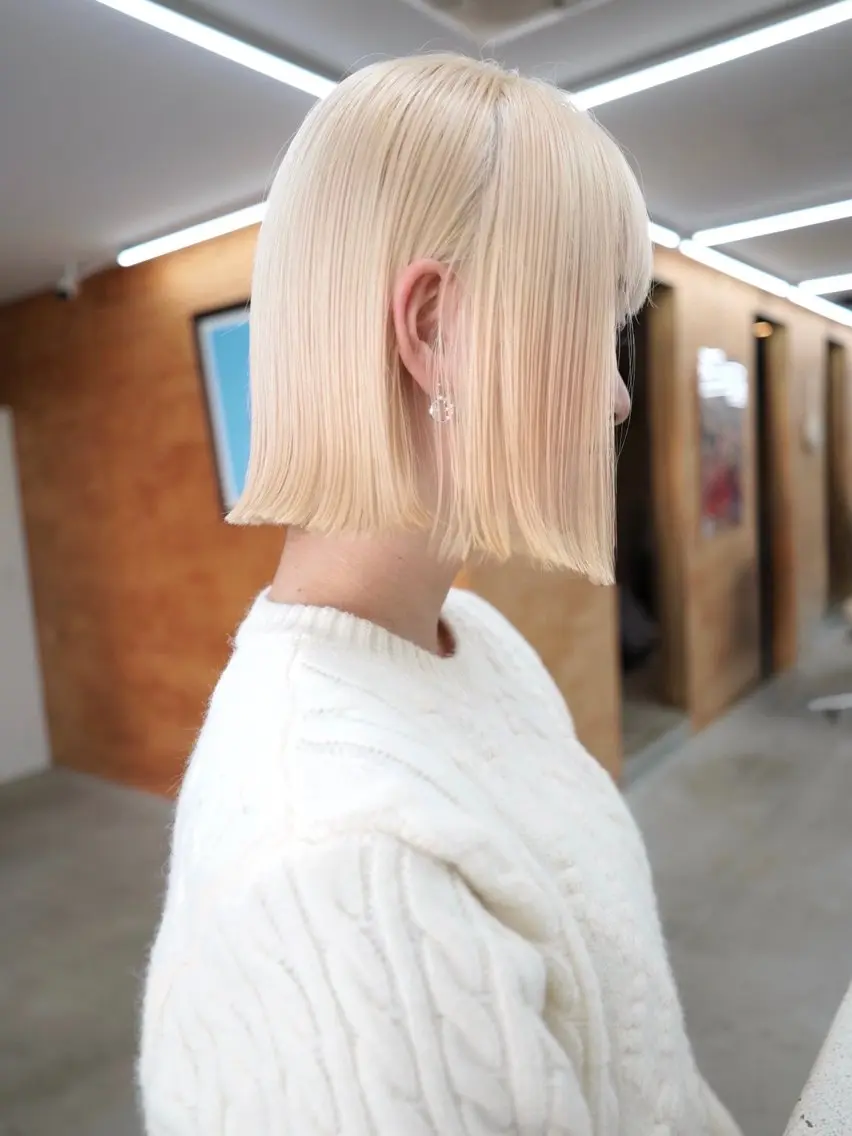 ショート カラー ブロンド ホワイトブロンド ボブ カット ヘアカラー トリートメント Kaito🐶 /デザイン/レイヤーのヘアスタイル