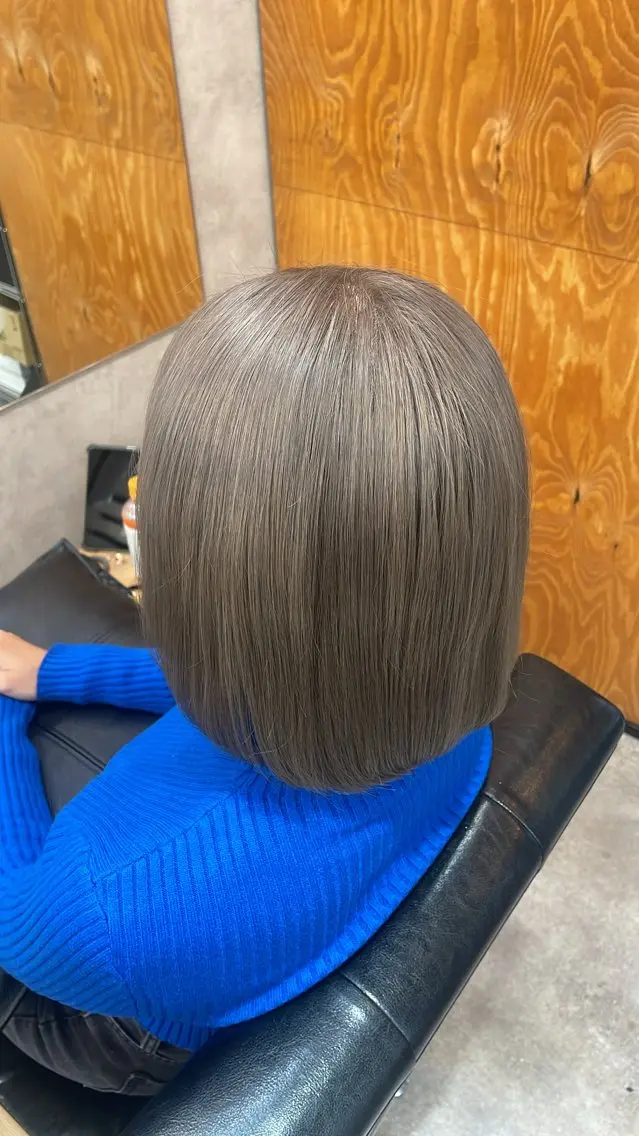 ミディアム カラー ヘアカラー トリートメント 荒川 桃花のヘアスタイル