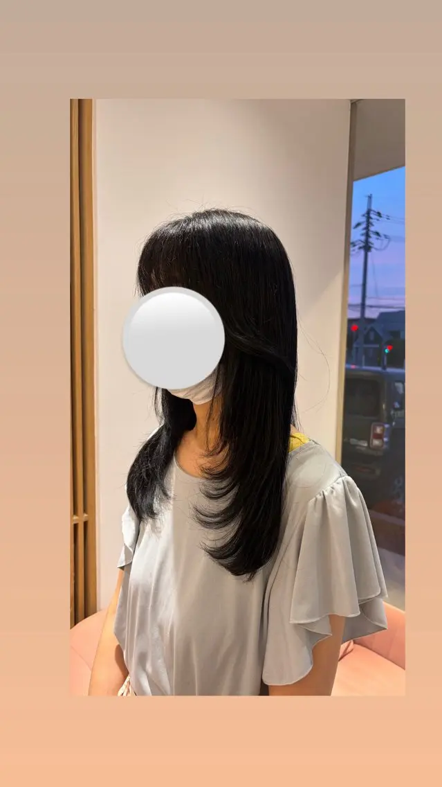 セミロング RosierBleu 中山のヘアスタイル