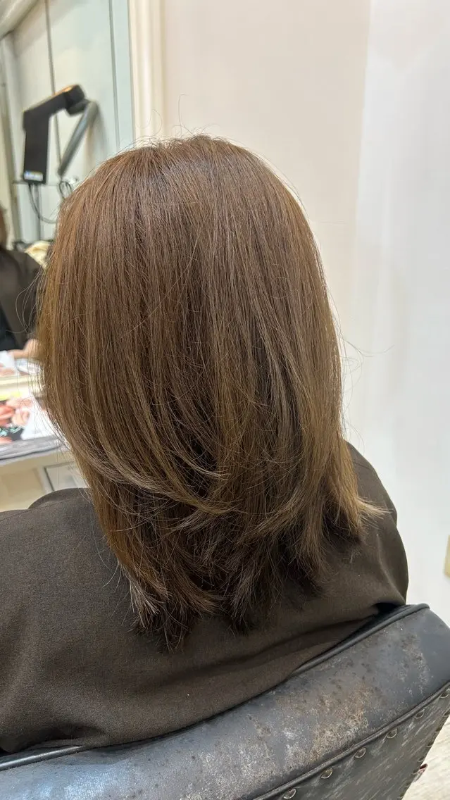 ミディアム カット ヘアカラー トリートメント 💎イシヅカ ココロ💎のヘアスタイル