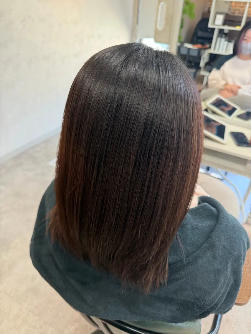 ミディアム 宇座 杏音のヘアスタイル