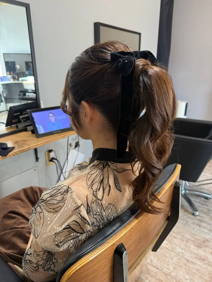 ヘアアレンジ ポニーテール 加藤 まりえのヘアスタイル