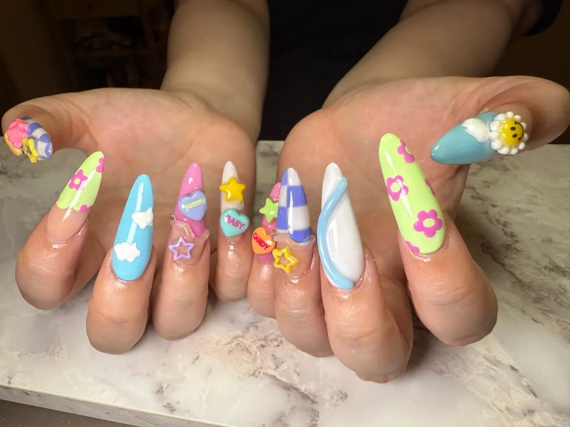 ネイル NAILSALON LUANAのネイルデザイン