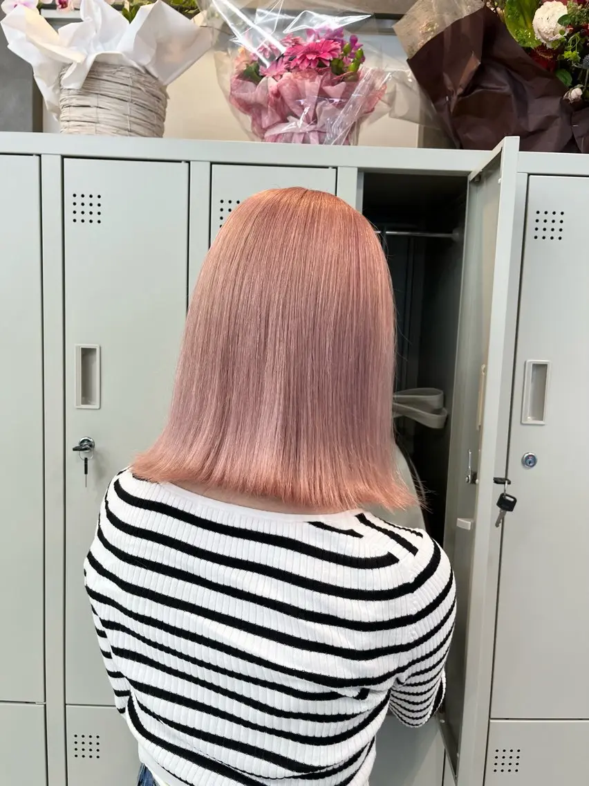 ミディアム カラー ブリーチ ハイトーンカラー 韓国風ヘア カット ヘアカラー トリートメント ヘアセット 韓国ヘア🖤/透明感 shihoのヘアスタイル