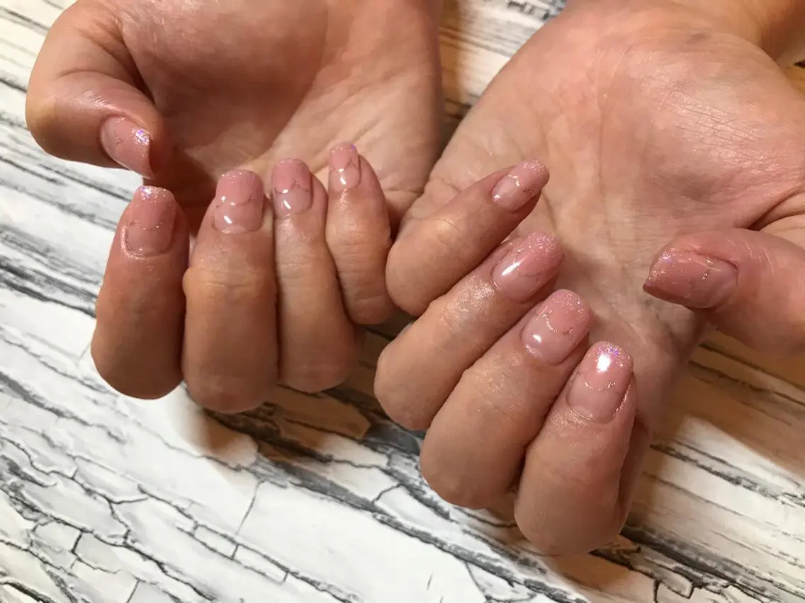 ネイル フレンチネイル シンプルネイル atelier chic+のネイルデザイン