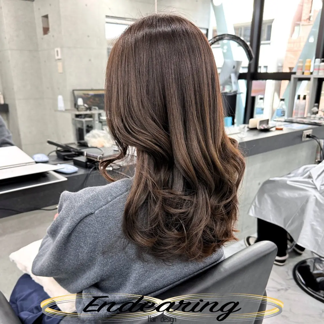カラー アッシュ ベージュカラー 透明感カラー カット ヘアカラー Endearing 銀座/レイヤーカットのヘアスタイル