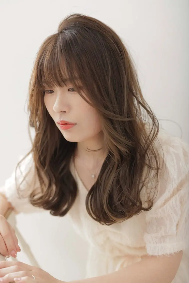 ミディアム カット トリートメント 透明感韓国ヘア♡ みつきのヘアスタイル