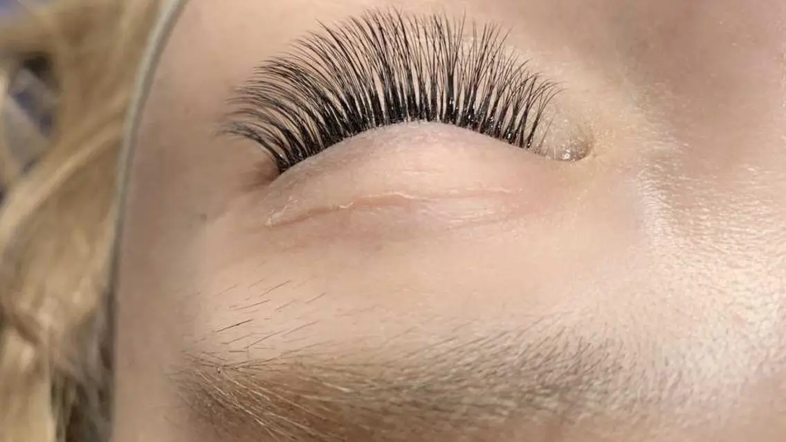 マツエク・マツパ Lash by foi新宿のマツエク・マツパデザイン