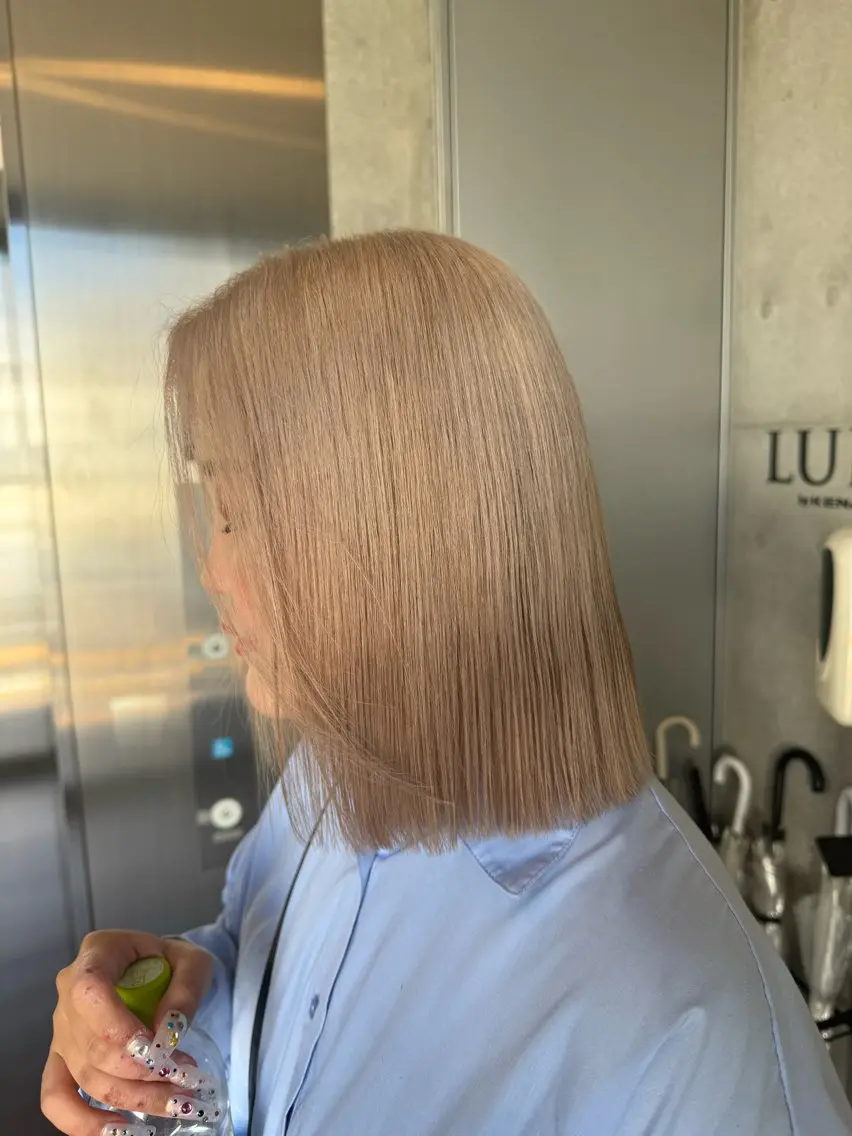 ミディアム ヘアカラー 🎀ダブルカラー hinata🎀のヘアスタイル