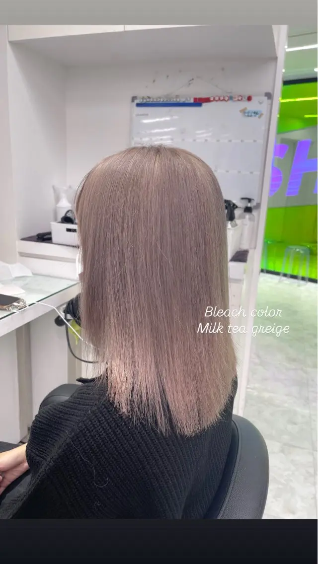 ミディアム カラー ヘアカラー 🤍💕ブリーチカラ ーAyaka💕🤍のヘアスタイル