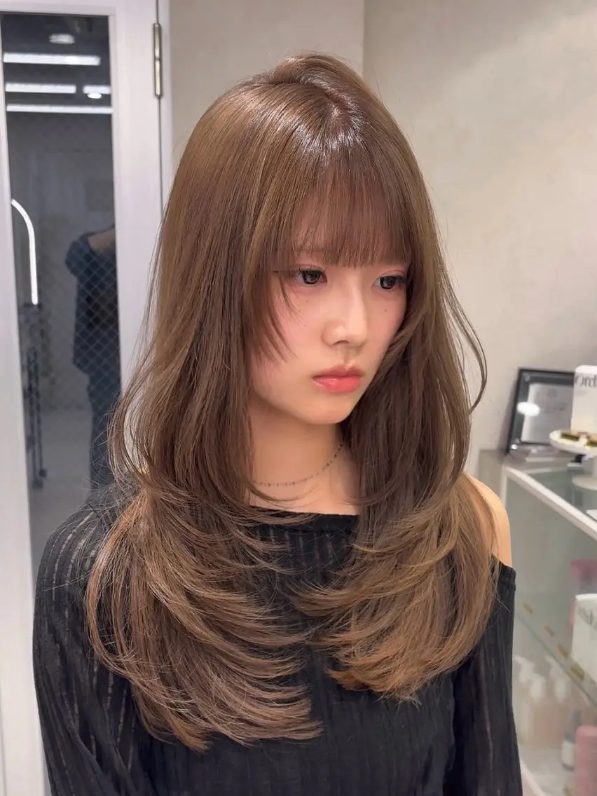 ロング ハッシュカット ハイレイヤー レイヤーカット カット ヘアカラー トリートメント Yuta✂︎ 韓国レイヤー🪽のヘアスタイル