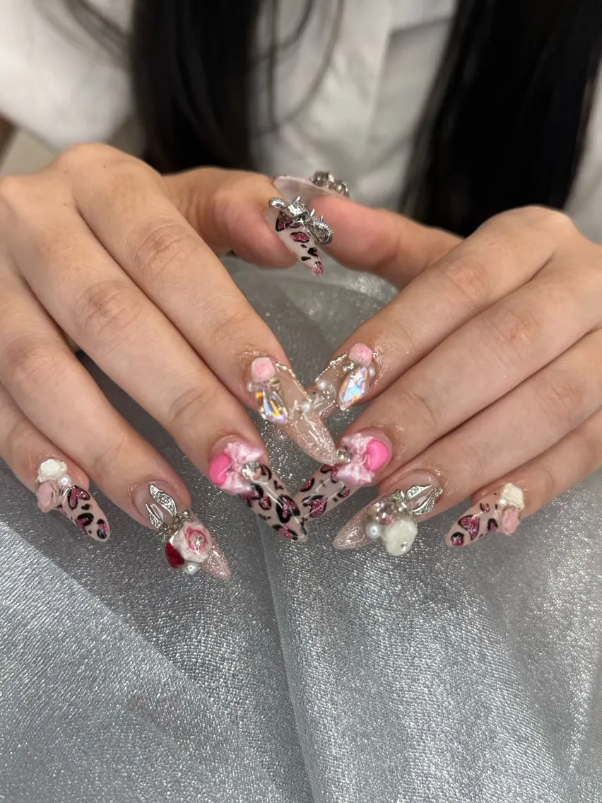ネイル akina nailsのネイルデザイン
