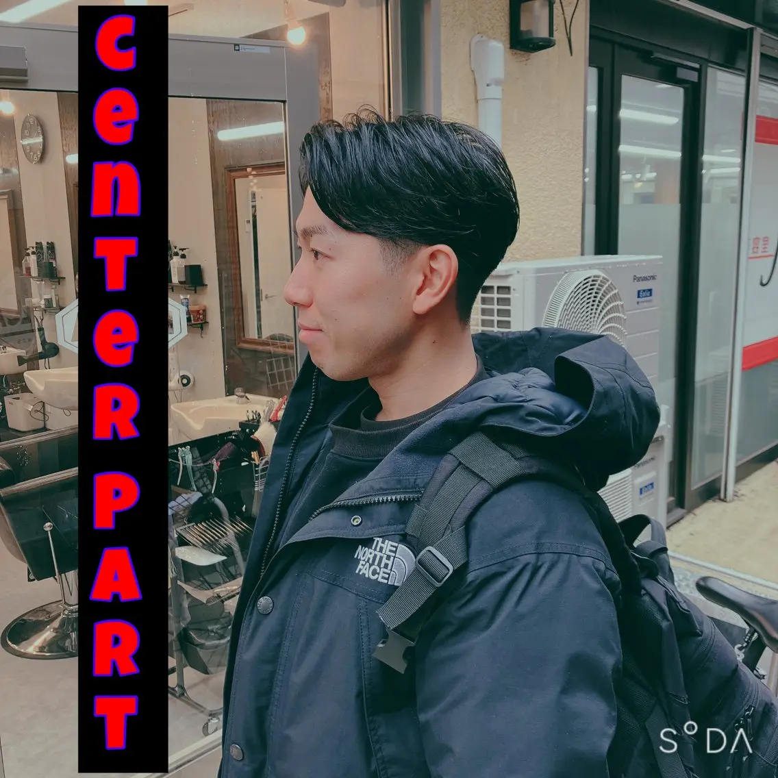 ショート メンズ センターパート Back  bone barberのヘアスタイル