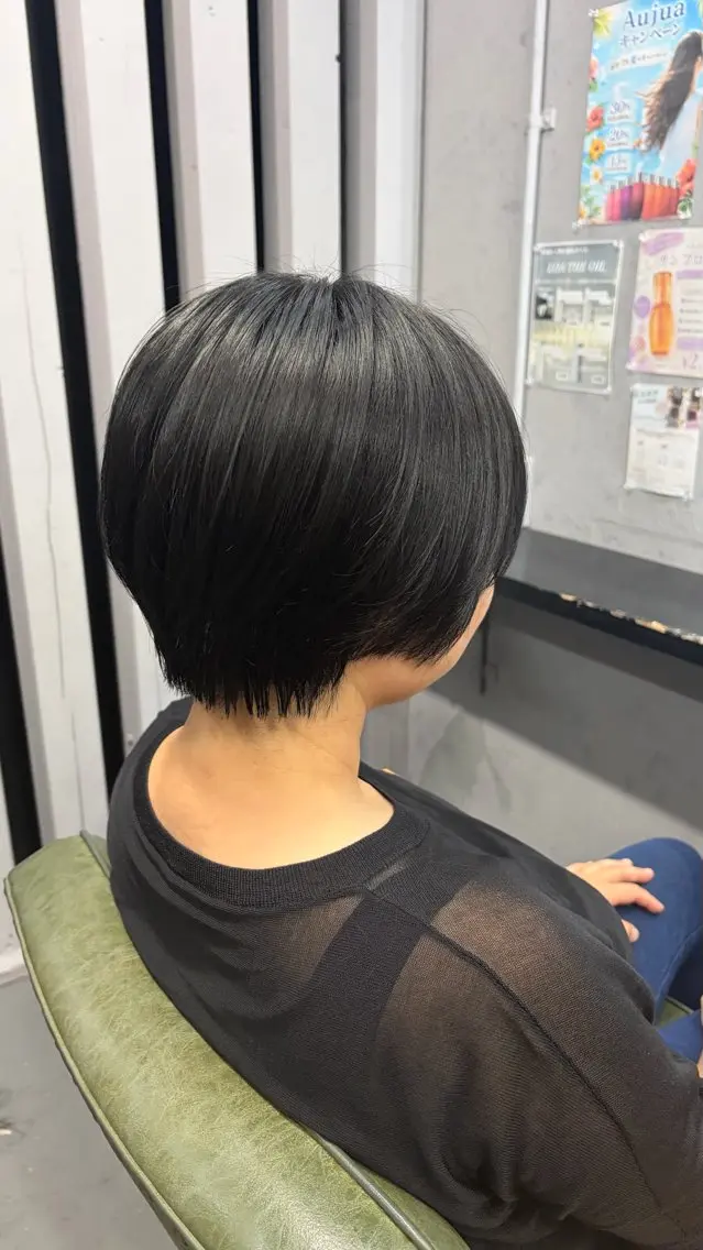 ショート やぶかみ りんのヘアスタイル